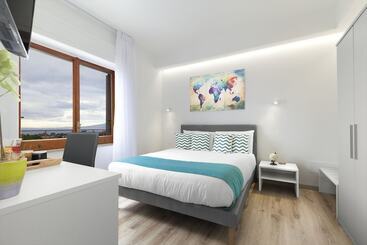 تختخواب و صبحانه Sirocco Suites