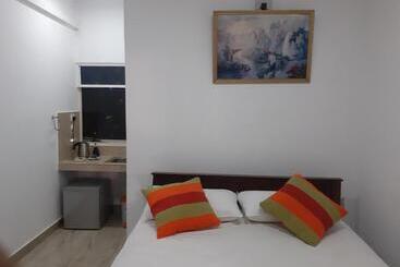 تختخواب و صبحانه Villa 67