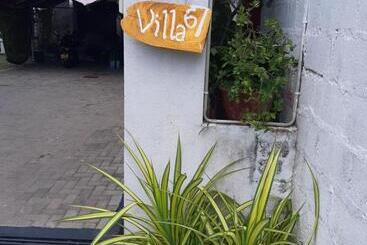 تختخواب و صبحانه Villa 67