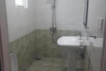تختخواب و صبحانه Villa 67
