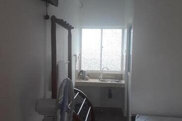 تختخواب و صبحانه Villa 67