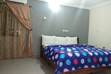 Akma Signature Hotel & Suites