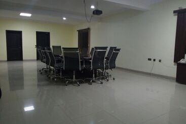 Akma Signature Hotel & Suites