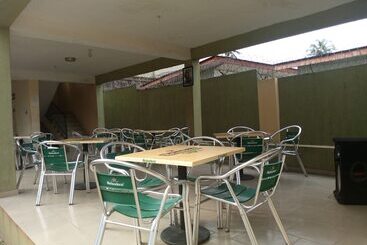 Akma Signature Hotel & Suites