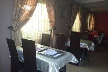 Akma Signature Hotel & Suites