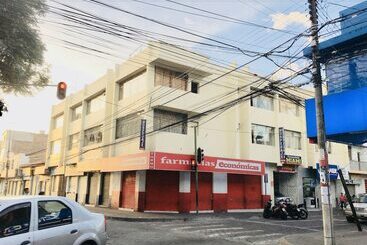 هتل Hospedaje Miami