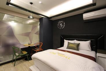 Line Motel