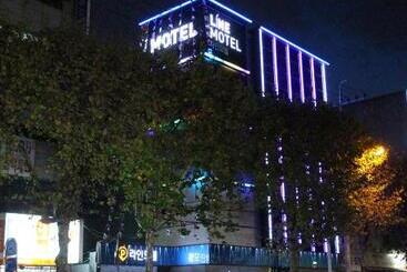 Line Motel