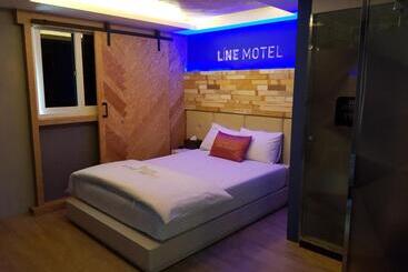 Line Motel