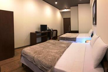 Oceanward Hotel & Resort