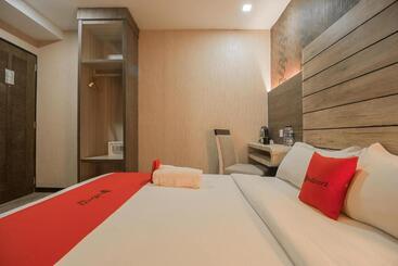 Paragon Nagoya Hotel Batam