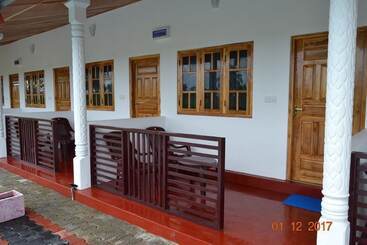 استراحتگاه Shan Guest And Restaurant Nilaveli