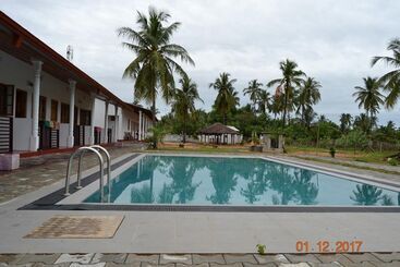 استراحتگاه Shan Guest And Restaurant Nilaveli