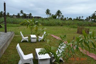 استراحتگاه Shan Guest And Restaurant Nilaveli