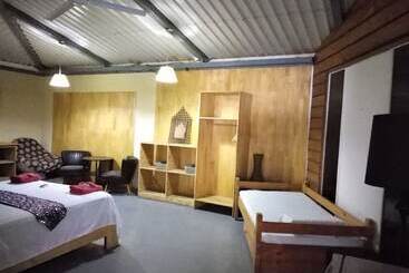 Tuanis B&b Tamarindo