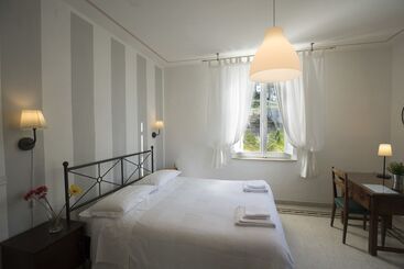 تختخواب و صبحانه Villa Liberty Urbino