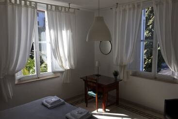 تختخواب و صبحانه Villa Liberty Urbino