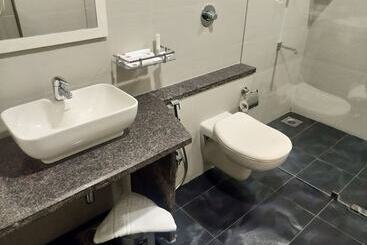 酒店 37th Crescent Boutique Suites