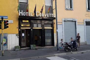 هتل Albergo Corvetto Corso Lodi