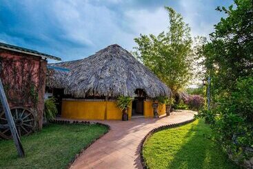 هتل Hacienda San Vicente