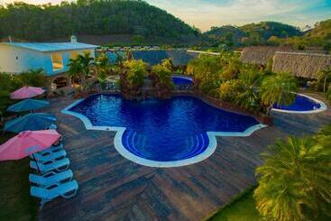 هتل Hacienda San Vicente