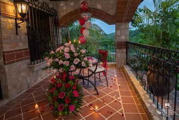 هتل Hacienda San Vicente