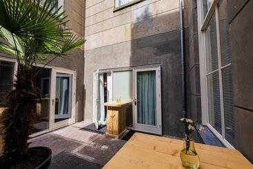 هتل Stadsvilla Mout Rotterdamschiedam