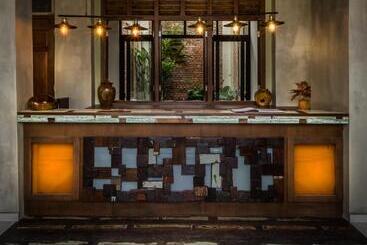 Treasures Hotel And Suites