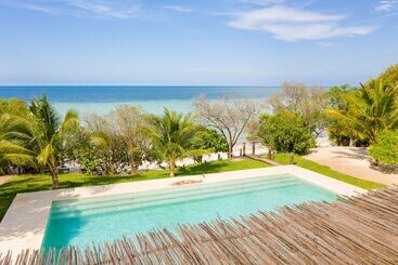 استراحتگاه Jua Retreat