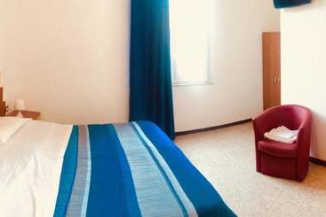 B&b Del Corso   Affittacamere Giulianova