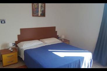 B&b Del Corso   Affittacamere Giulianova