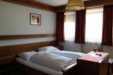 تختخواب و صبحانه Haus Peskoller