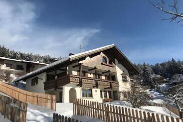 تختخواب و صبحانه Haus Peskoller