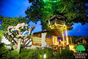هتل Garden
