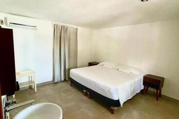 هتل La Diosa Kali Beach Front