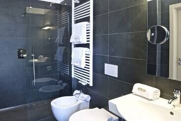 هتل Lifestyle Room Binario Zero
