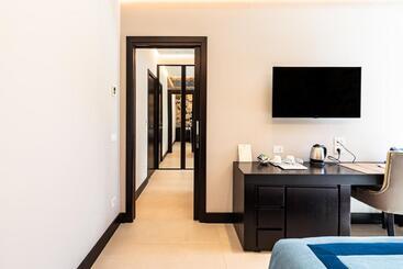 هتل Ngonia Bay Boutique