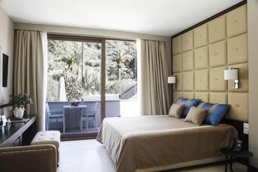 هتل Ngonia Bay Boutique