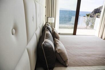 هتل Ngonia Bay Boutique