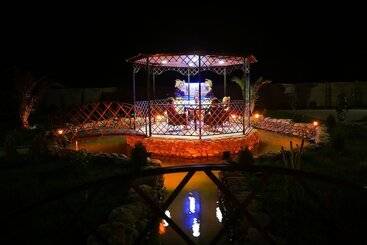 هتل Oasis Villa