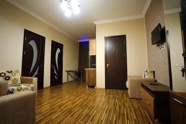 هتل Oasis Villa