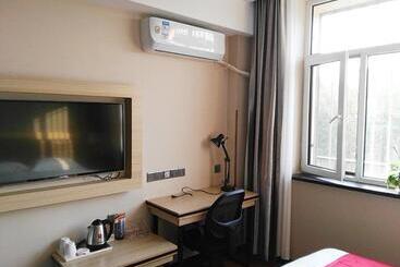 Thank Inn Chain Hotel Inner Mongolia Tongliao Horqin Dis. Tienan Kundulun Ave