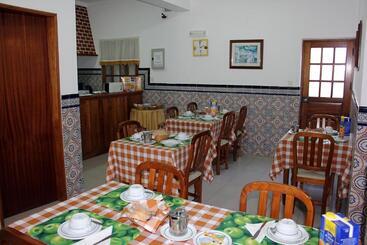 تختخواب و صبحانه Ondazul