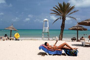 هتل Monarque Dar Jerba Narjess