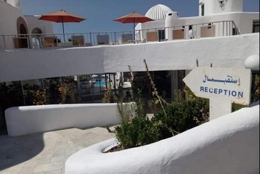 هتل El Mountazah