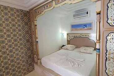 هتل Hôtel Résidence Bellevue Zarzis