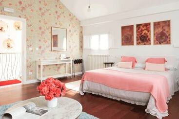 هتل La Casa De Las Camelias