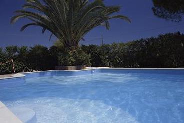 هتل Rivadoro Spiaggia Ombrellone E Lettini Piscina Parcheggio