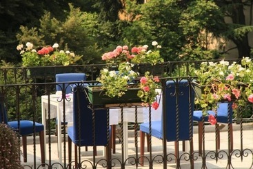 Lisander B&b