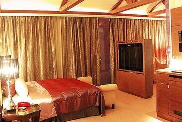 Milan Motel